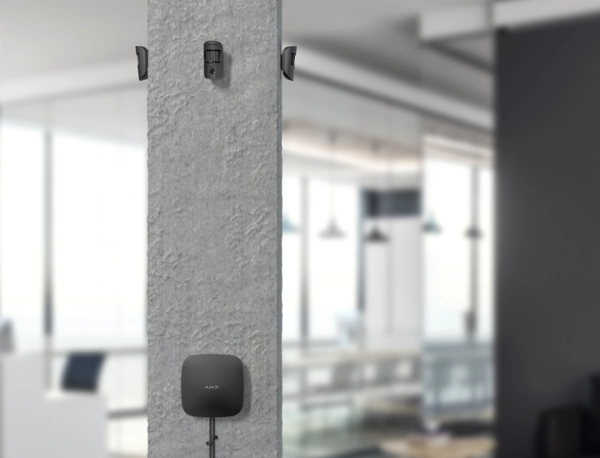 Hub 2 Plus Jeweller Чорний (000018790)